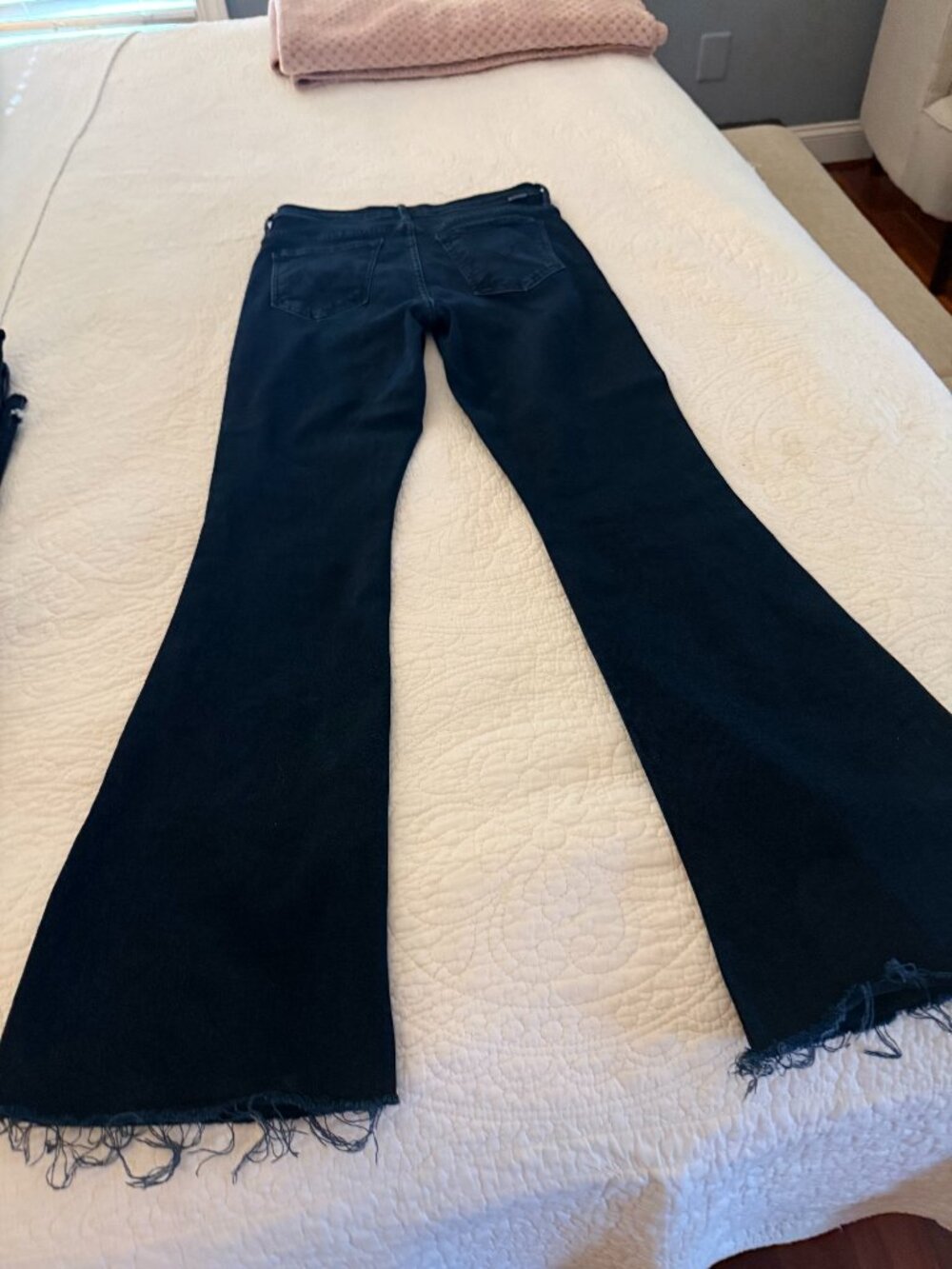 MOTHER Denim Raw Hem Jeans – Size 26